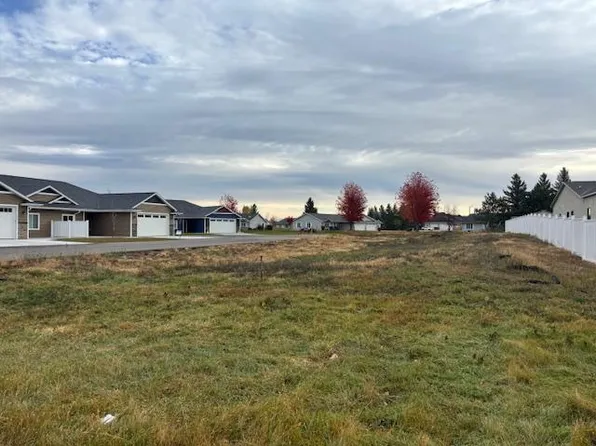 682-688 Voyager Dr, Alexandria, MN 56308