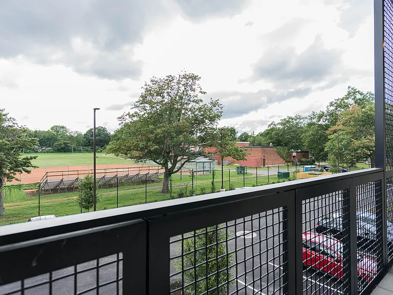 Hill Standard — Photo 20