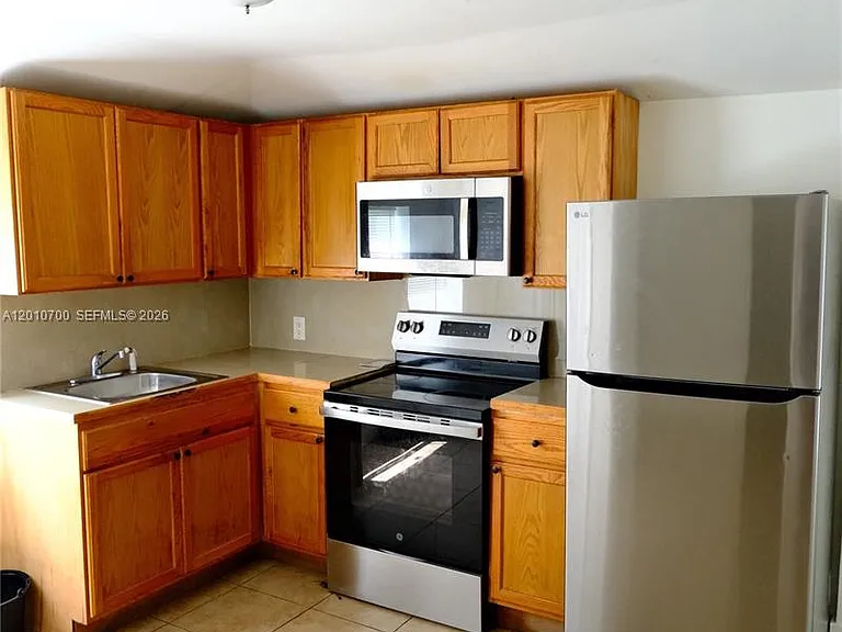 1455 NE 146th St #B — Photo 7