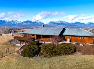 675 Warbler Ln, Corvallis, MT 59828