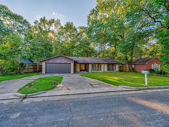 2nd image of 1210 Brinwood Pl
