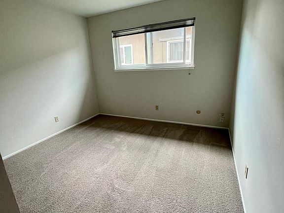 5th image of 3725 Starview Dr