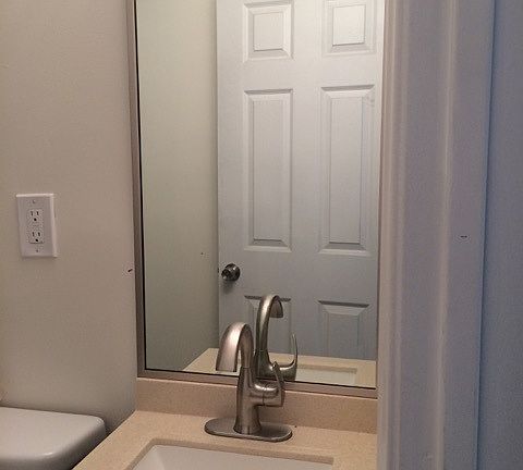 5th image of 1040 N Bonnie Brae St