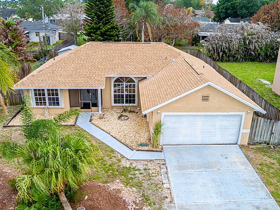 2nd image of 868 SW Duncan Terrace
