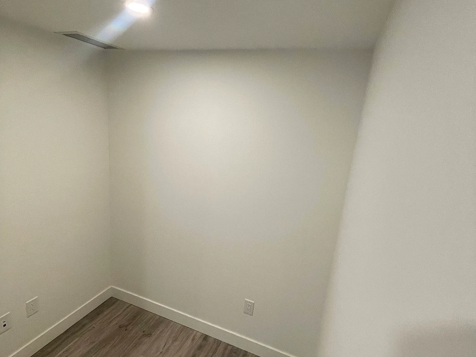1 bed, 700 sqft, $1,900 — Photo 4