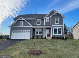 616 Collingwood Dr, Fredericksburg, VA 22405