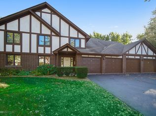 6645 180th St APT 1E, Tinley Park, IL 60477