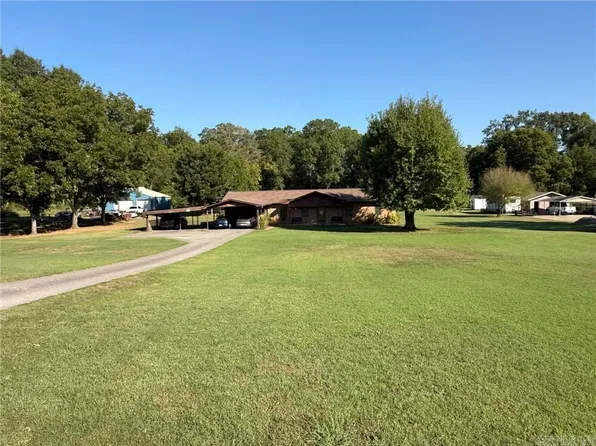 10176 Deerwood Ln, Dardanelle, AR 72834
