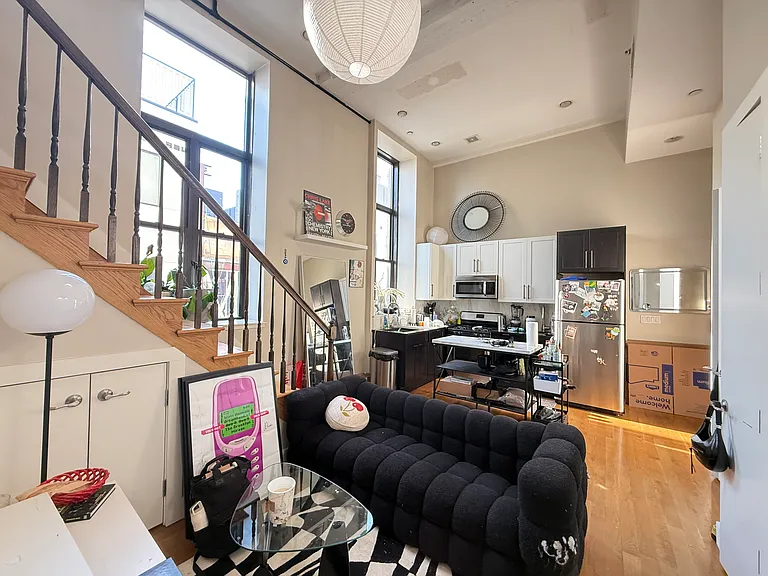 53 S 11th St #2C — Photo 10