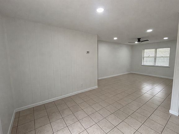 3rd image of 1012 Donley Dr
