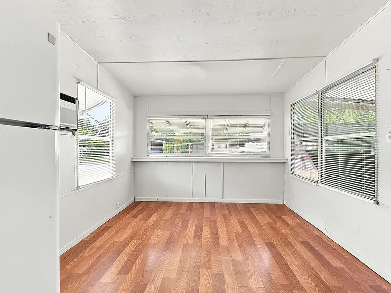 7115 Lofty Dr — Photo 3