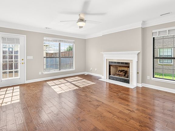 3rd image of 6057 Sunrise Cir
