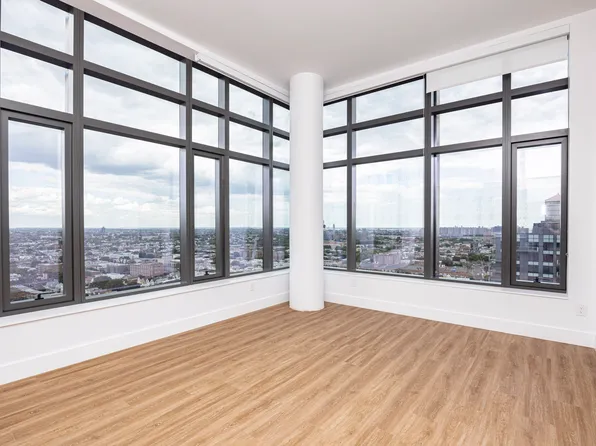 2230 Cropsey Avenue image 6 of 66