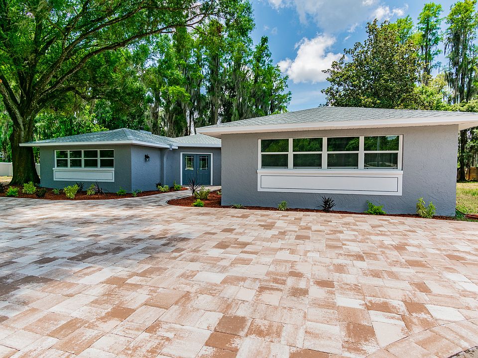 1st image of 240 Deer Cove Ln