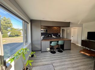 78 Melvin Ave #A, Hamilton, ON L8H 2J5