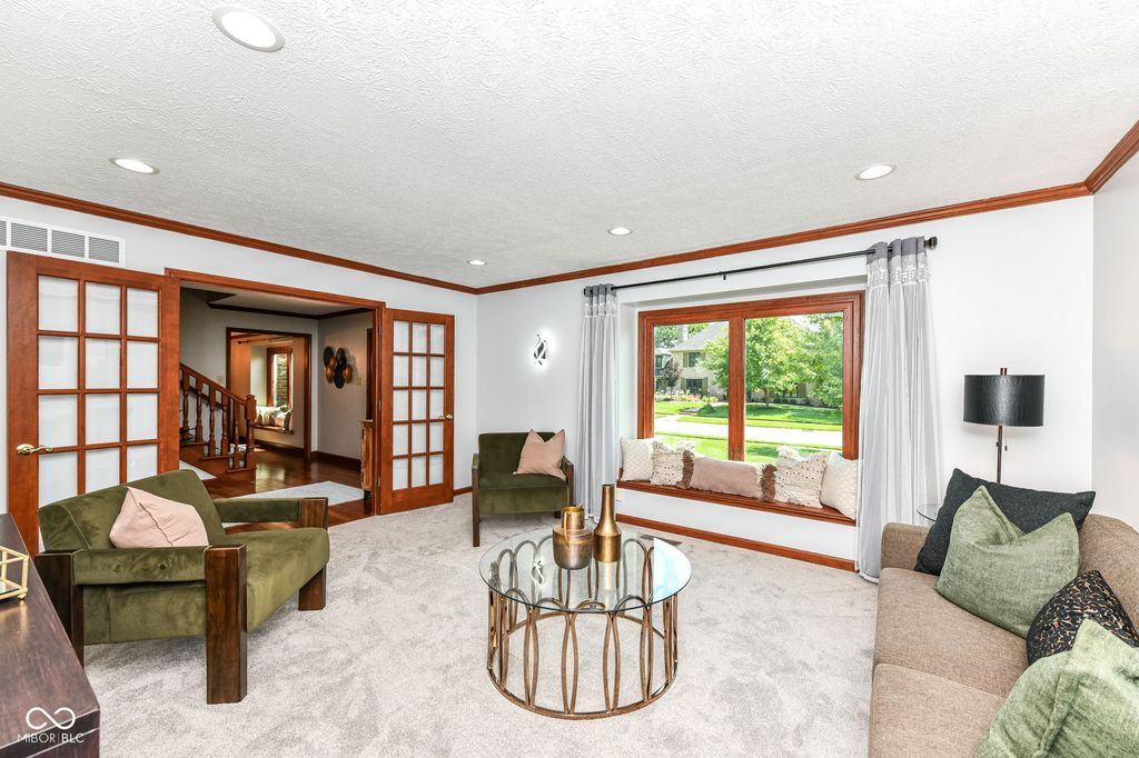 13572 Dallas Dr, Carmel, IN - More