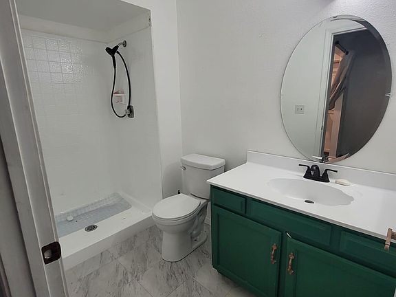 5th image of 11609 N 42nd Ave