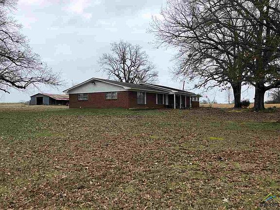 3rd image of 15726 Highway 82 W
