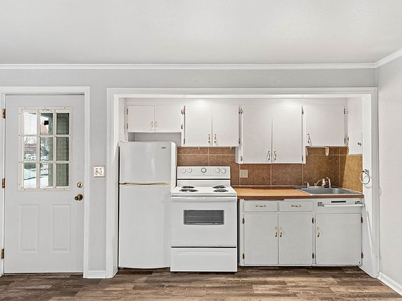 5th image of 9300 E Sprague Ave #6