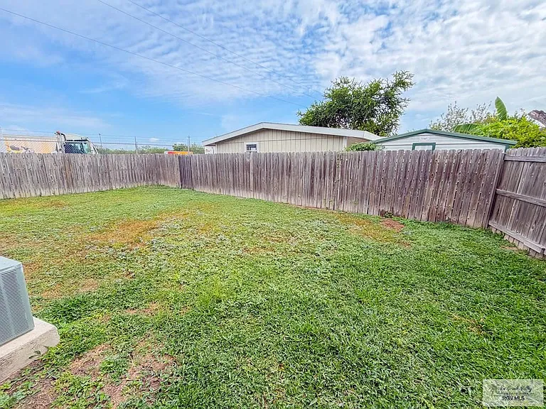 3402 S Arroyo Park Ln #3 — Photo 10