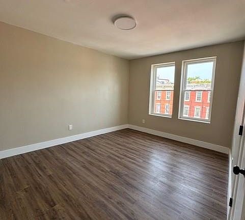 5th image of 686 Bergen Ave #14