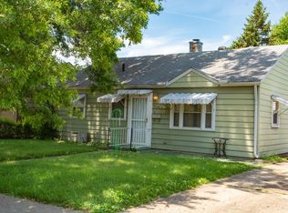 716 Bethume Ct, Champaign, IL