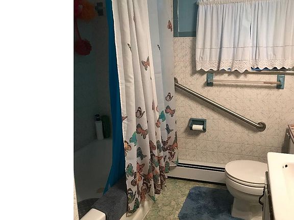 2nd image of 4604 Ethel Cir