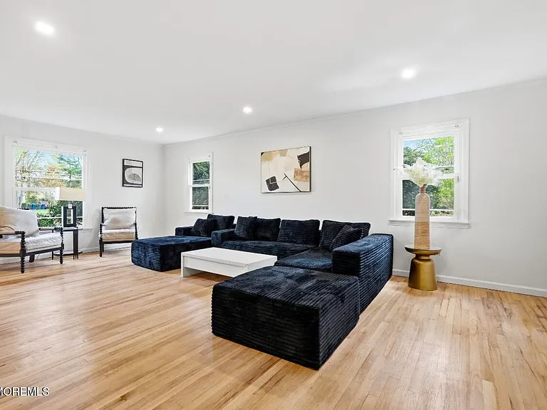 600 N Edgemere Dr — Photo 14