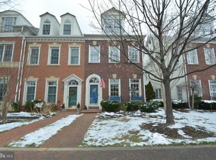 913 Bernard St, Alexandria, VA 22314