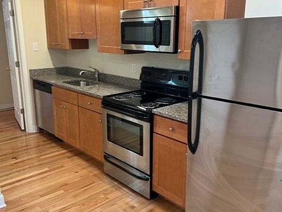 2nd image of 3500 Grove Ave APT 11