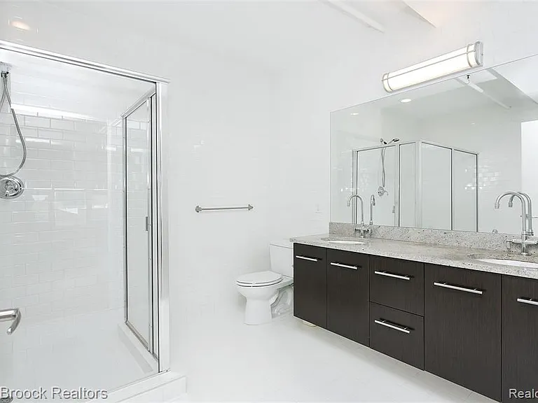 100 N Center St — Photo 19