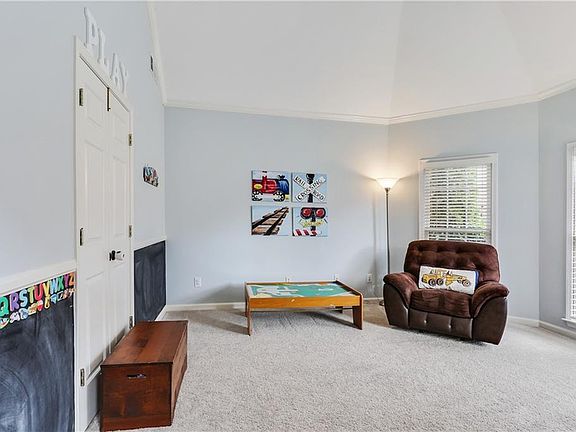 4th image of 5020 Ashurst Dr
