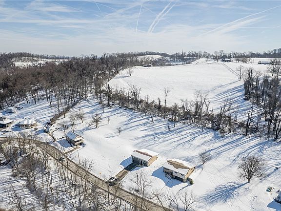 5th image of 260 Twin Bridges Rd