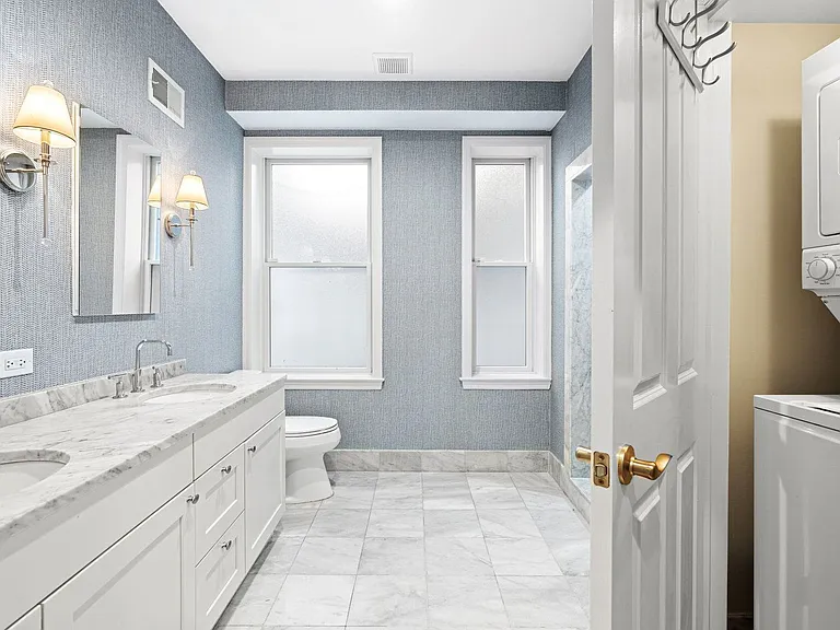 621 Pine St #1 — Photo 15