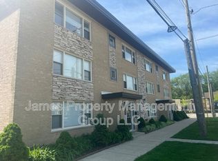 6047 N Northwest Hwy APT 8, Chicago, IL 60631