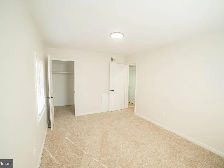 2409 Greeley Pl — Photo 22