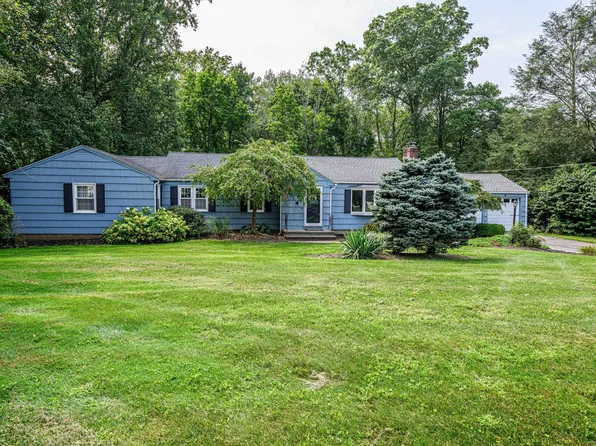 328 Fairlea Road, Orange, CT 06477