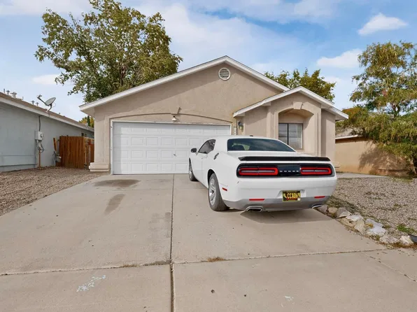 10405 Guthrie Ave SW, Albuquerque, NM 87121