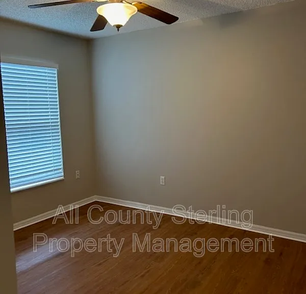 158 Gleason Cv — Photo 12