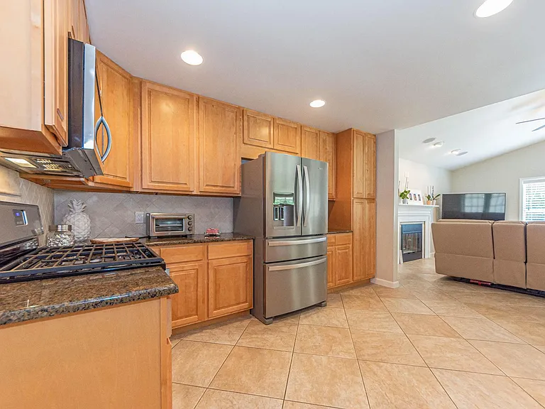 2225 Silver Sands Ct — Photo 10