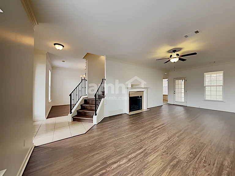 1050 Kentshire Cv — Photo 8