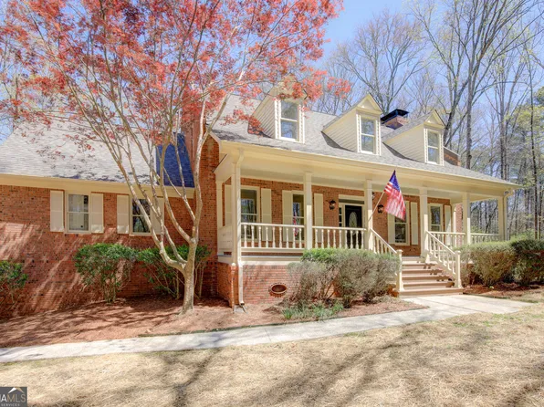 318 Goza Rd, Fayetteville, GA 30215