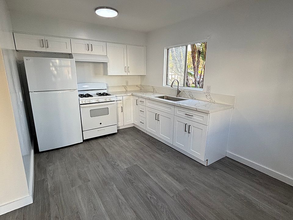 1st image of 422 W Ramona St APT B