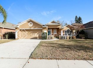 17127 Falconridge Rd, Lithia, FL 33547