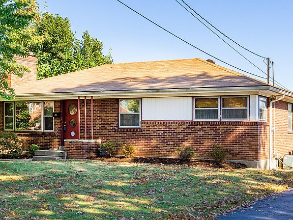 2nd image of 1706 Larkmoor Ln