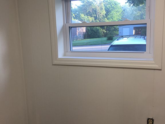 4th image of 420 Weldon Ave