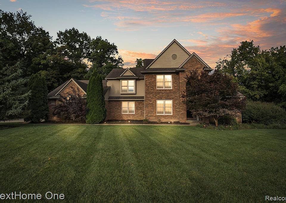 1st image of 10216 Aylebury Dr