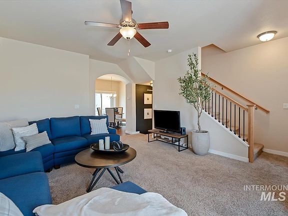 2nd image of 8695 W Pine Valley Ln