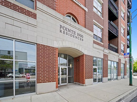 4th image of 1935 S Archer Ave APT 622