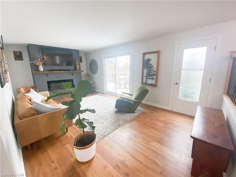 2nd image of 19 Grandview Ave